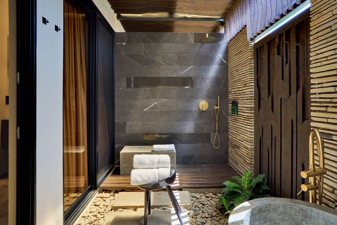 Bungalow at TreeCasa — three-bedroom retreat with private pool and ocean views